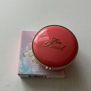 Too Faced Cloud Crush Blurring Blush (Golden Hour) New In Box